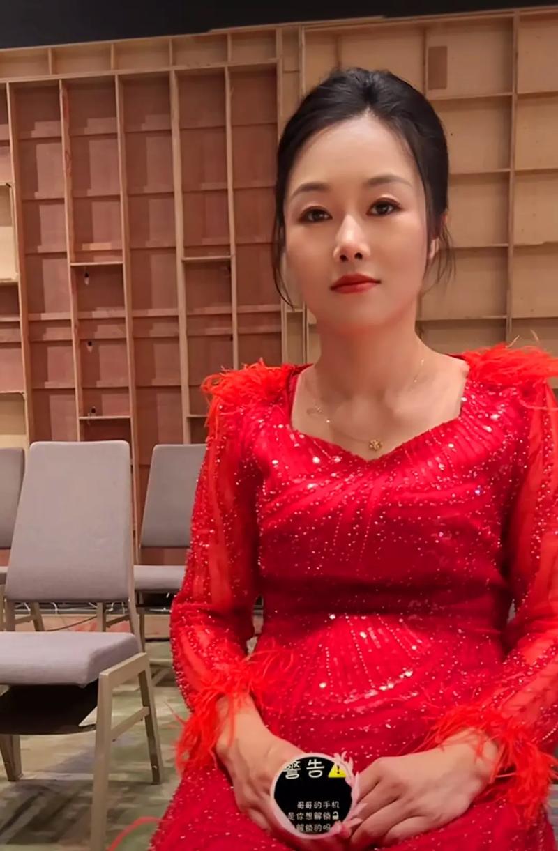 抖音快手直播作品人气榜,抖音快手直播作品人气榜——探讨直播流行的背后因素!