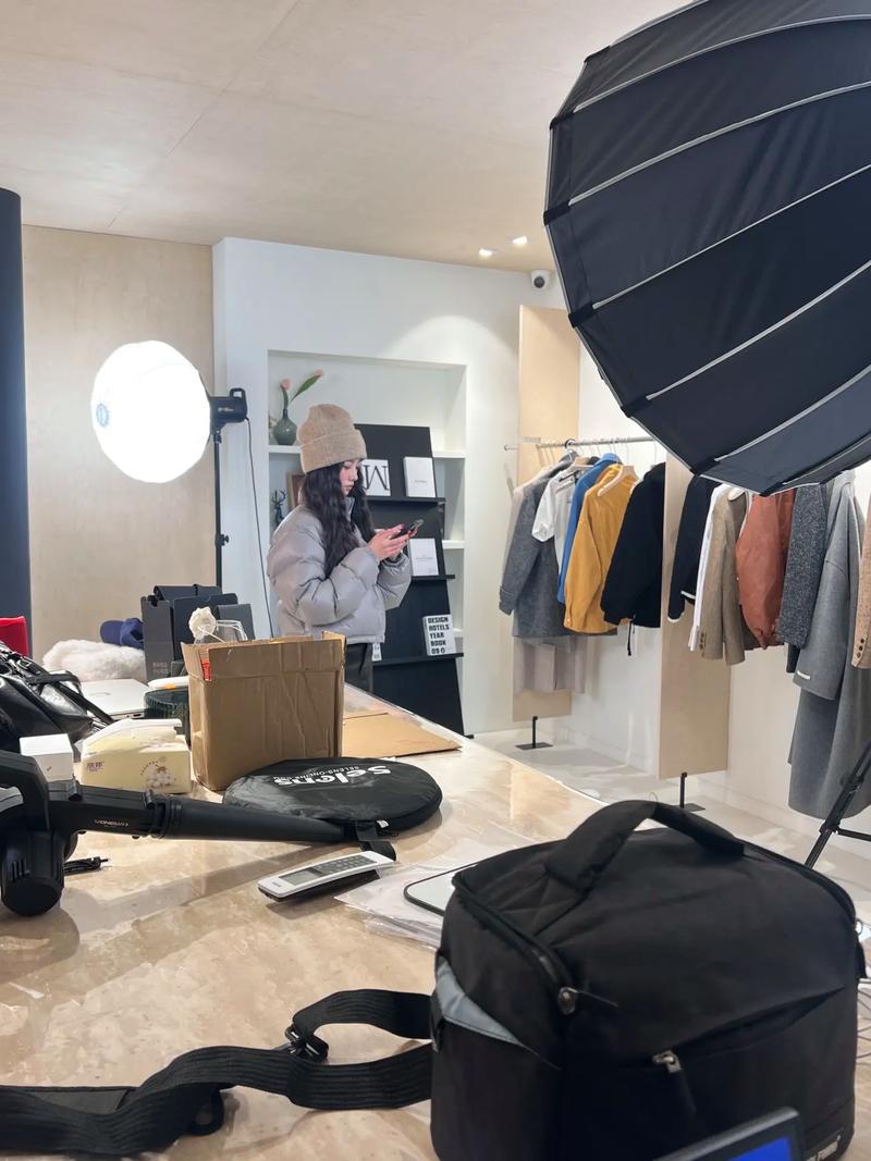 抖音直播间女装人气排名,抖音直播间女装人气排名及现象解读!