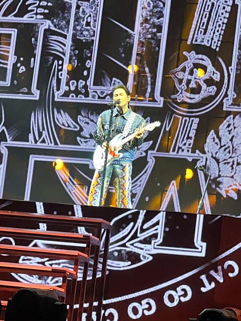 获得10000个QQ个性赞单位豆交换,标题：QQ个性赞单位豆交换：一场虚拟世界的互动魅力!